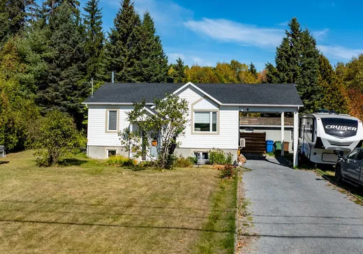 House for sale - 16 Rue de l'Usine, Baie-Saint-Paul, G3Z 1Y1