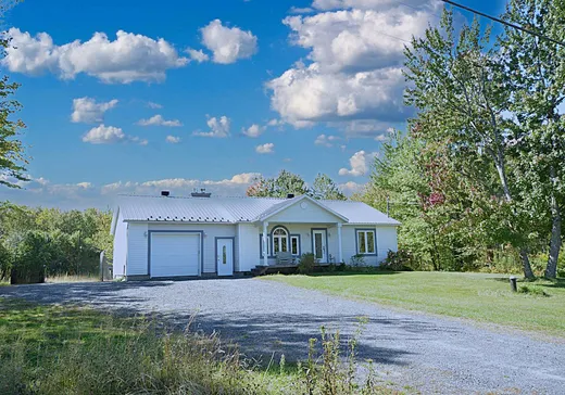Maison à étages à vendre - 1475 9e rang de Simpson (1475Z), St-Cyrille-De-Wendover, J0C1A0