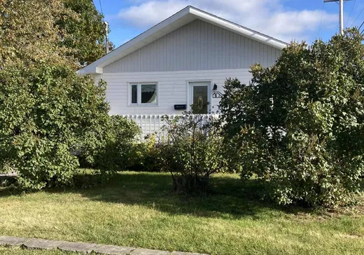 Maison à étages à vendre - 67 Rue Blouin, Baie-Comeau, G0T1E0
