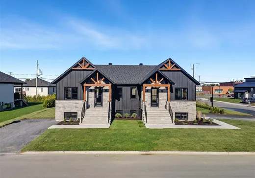 Bungalow à vendre - 1010 Rue du Campanile, Drummondville, J2B8W7