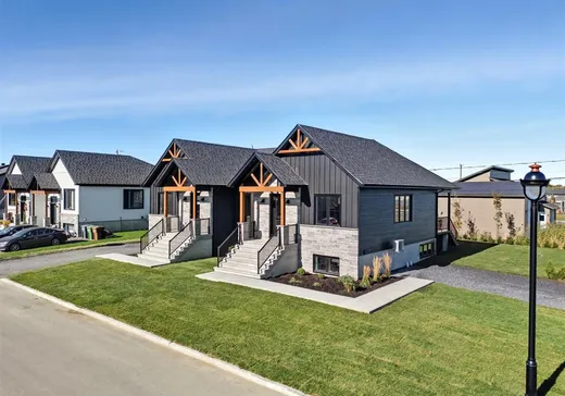 Maison à vendre - 1010 Rue du Campanile, Drummondville, J2B 8W7