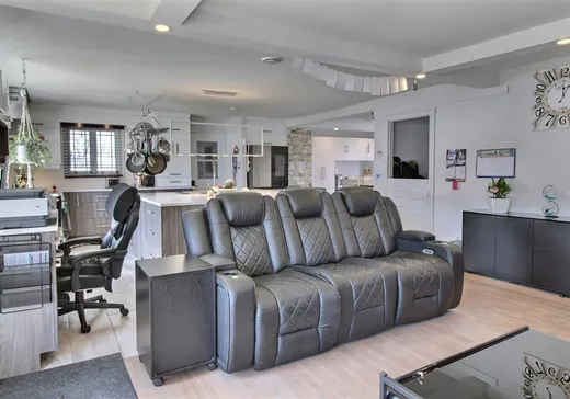 Maison à vendre - 8 Rue Perreault, Warwick, J0A 1M0
