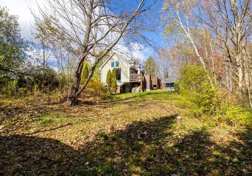 Maison à vendre - 3037 Ch. St-Roch N., Sherbrooke, J1R 0H3