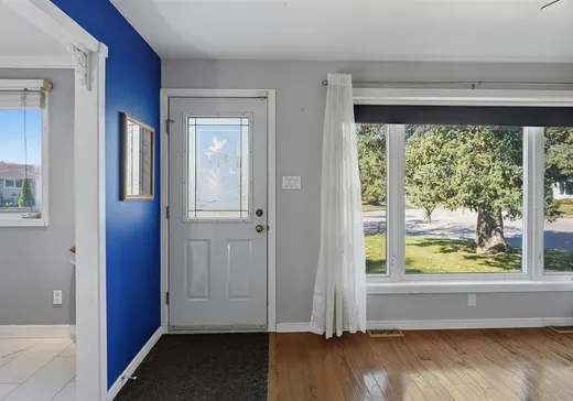 House for sale - 309 Rue Séguin, Gatineau, J8P 3H3