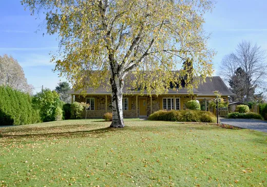 Bungalow for sale - 7632 Av. Royale, Château-Richer, G0A1N0