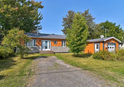 Maison à vendre - 1351 Ch. du Lac-St-Charles, St-Charles-De-Bellechasse, G0R 2T0