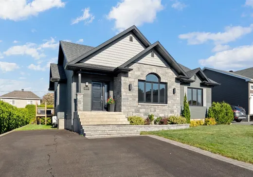Bungalow à vendre - 577 Rue Lapointe, Lévis, G6K1T3