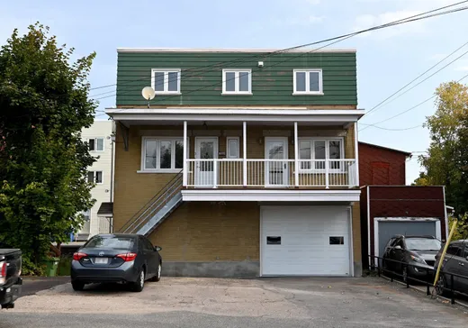 Two or more stories for sale - 3-5 Rue Giroux, Loretteville, G2B2X8