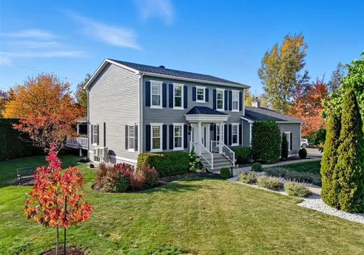 Maison à vendre - 10 Rue du Mistral, Drummondville, J2A 0G4