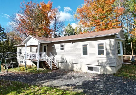 Maison mobile à vendre - 137 Rue Yvette, Magog, J1X6X5