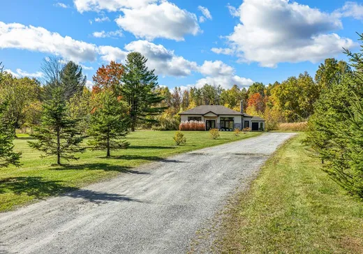 House for sale - 544 Ch. du Ruisseau-Rouge, Magog, J1X 5X7