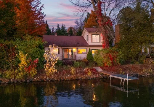 Maison à étages à vendre - 452 Av. du Parc, Sherbrooke, J1N3N1