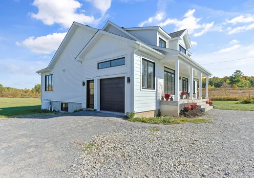 House for sale - 62 Ch. St-Georges, Rigaud, J0P 1P0