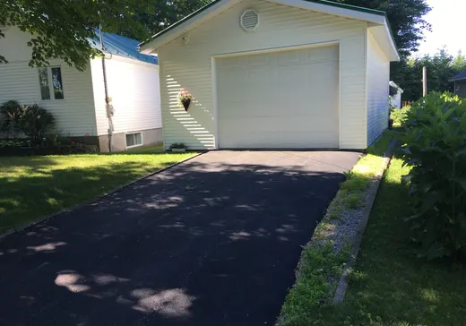 Maison à vendre - 197 35e Rue O., Venise en Quebec, J0J 2K0