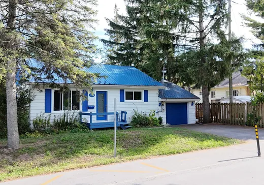 Maison à vendre - 1030 Rue Spiller, Mont-Saint-Hilaire, J3H 2E6
