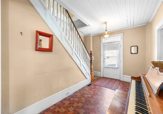 Maison à vendre - 194 Rue George, Massueville, J3P 1E2