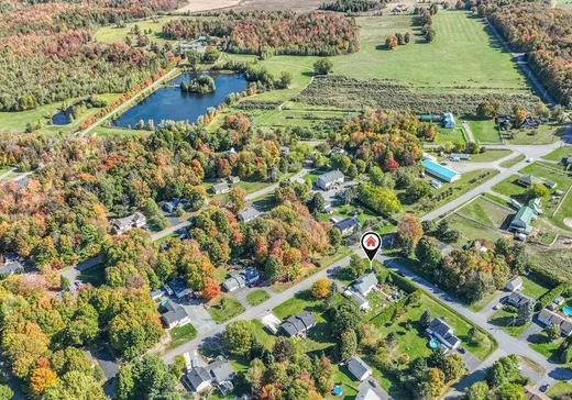 Maison à vendre - 2214 Av. du Lac O., Saint-Hyacinthe, J0E 1Z0