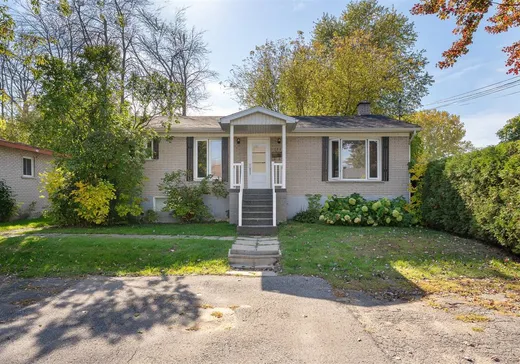 Bungalow for sale - 121 Rue Doucet, Pointe-Du-Lac, G9B1A5