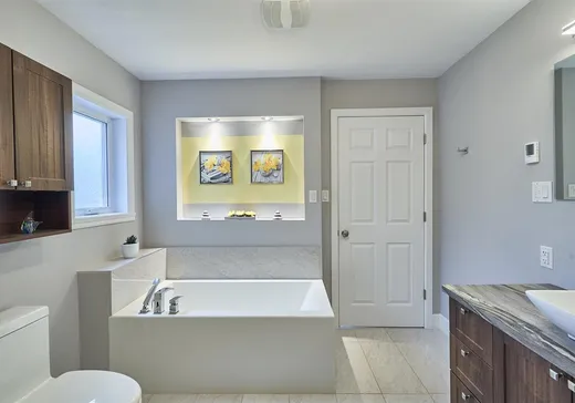 Maison à vendre - 198 Rue Louise, Sherbrooke, J1J 2T3