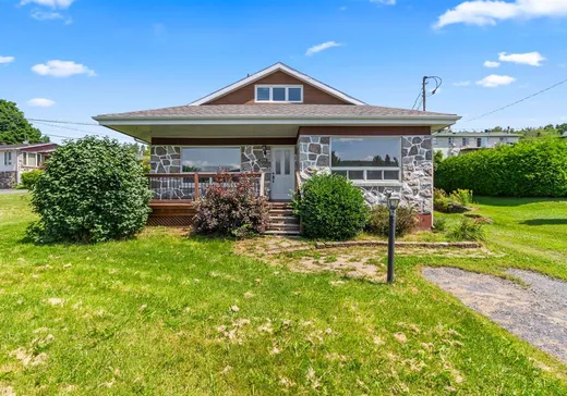 Un étage et demi à vendre - 398 9e Avenue, Beauceville, G5X1K2