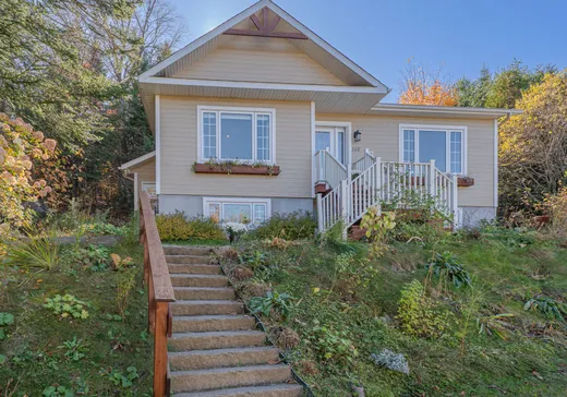 Maison à étages à vendre - 148 Rue des Fondateurs, St-Adolphe d'Howard, J0T2B0