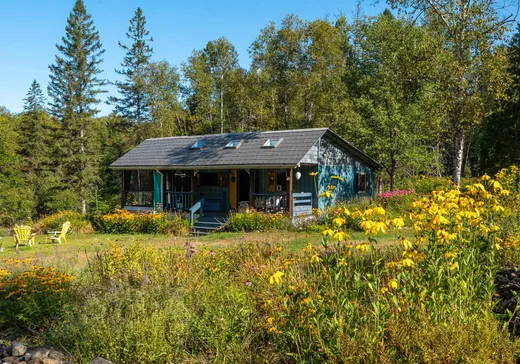 Two or more stories for sale - 357 Ch. du Marquis, Chute-St-Philippe, J0W1A0