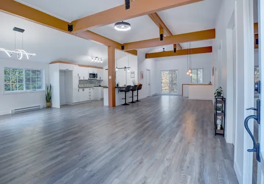 Maison à vendre - 450 Rue Lafond, Saint-Calixte, J0K 1Z0