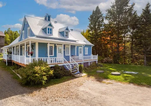 Two or more stories for sale - 190 Ch. Lessard E., Saint-Cyrille-de-Lessard, G0R2W0