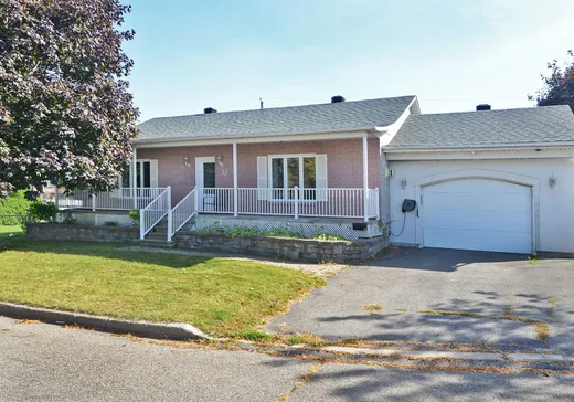 House for sale - 37 Rue Rochefort, Salaberry-de-Valleyfield, J6T 1J3
