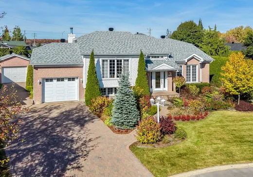 Two or more stories for sale - 190 Rue des Muguets, Saint-Mathieu-de-Beloeil, J3G0G8