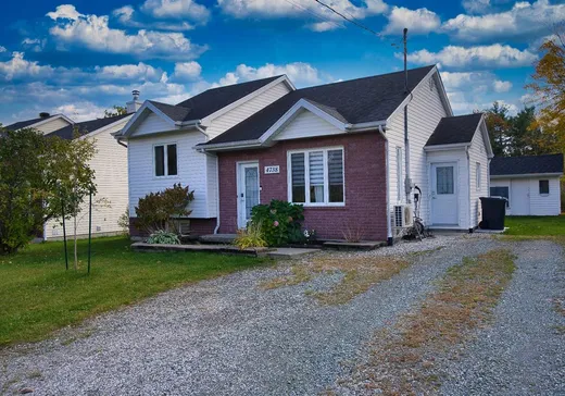 Maison à vendre - 4738-4740 Rue des Voiliers, Sherbrooke, J1N 3G5