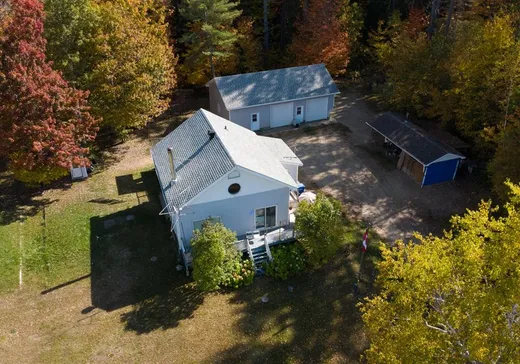 Maison à vendre - 20 Ch. de la Traverse-de-Blue Sea, Gracefield, J0X 1W0