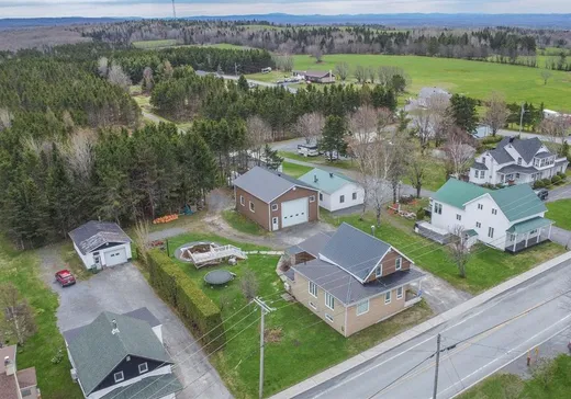Maison à vendre - 576 15e Rue, Saint-Zacharie, G0M 2C0