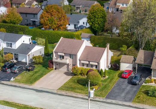 Maison à vendre - 385 Rue des Aulnes, Sherbrooke, J1G 4S2
