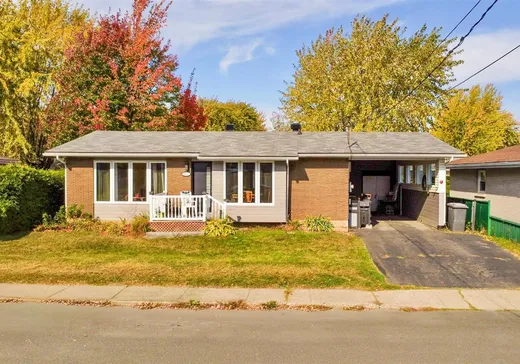 Bungalow à vendre - 910 113e Avenue, Drummondville, J2B4J7