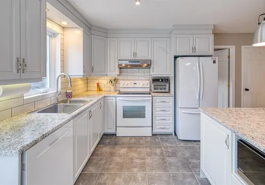 Maison à vendre - 9 Rue Martel, Kingsey Falls, J0A 1B0