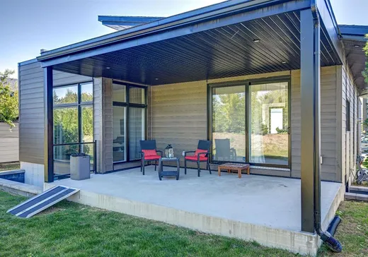 House for sale - 110 Rue Bénard, Sainte-Julie, J3E 0C6