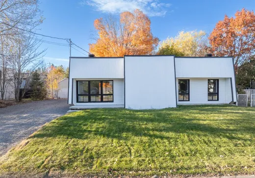 Bungalow for sale - 569 Rue des Merisiers, Lac-St-Charles, G3G2G5