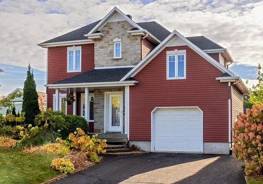Two or more stories for sale - 7685 Rue de Bastogne, Les Rivieres, G2C2G5