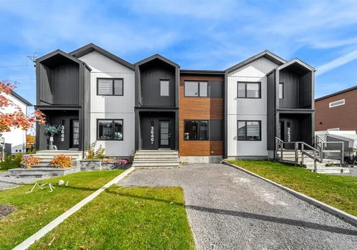 Maison à étages à vendre - 3640 Rue d'Awasis, Saint-Emile, G3E0K5