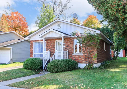 Two or more stories for sale - 496 Rue Ouimet, Saint-Jérôme, J7Z1P6
