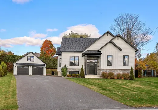 House for sale - 11 Rue Louis-Payer, Warwick, J0A 1M0