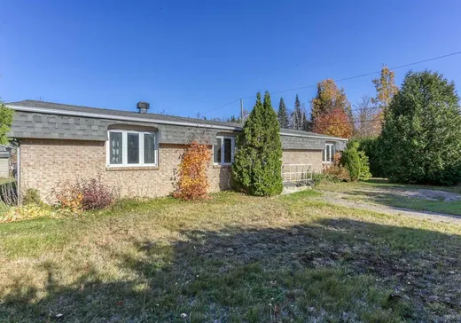 House for sale - 320 Rue du Lac-Marchand, Shawinigan, G9R 1V3