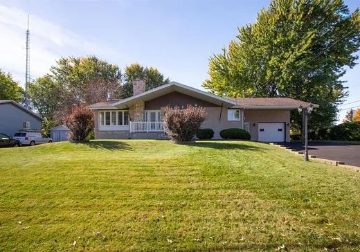 Bungalow for sale - 551 Rue Principale, La Présentation, J0H1B0