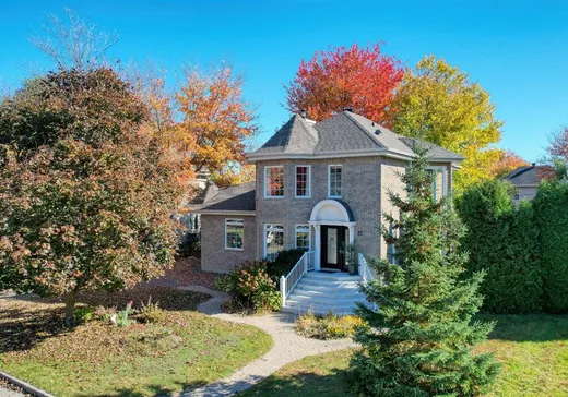 Maison à étages à vendre - 27 Rue des Souverains, Blainville, J7C5A9