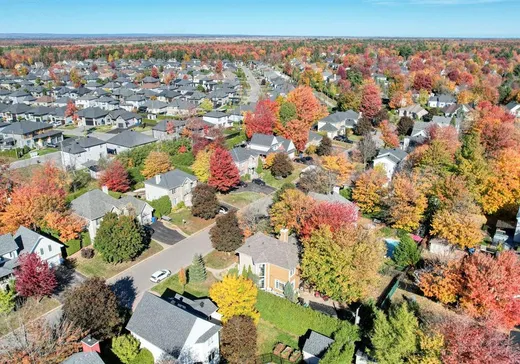 Maison à vendre - 27 Rue des Souverains, Blainville, J7C 5A9