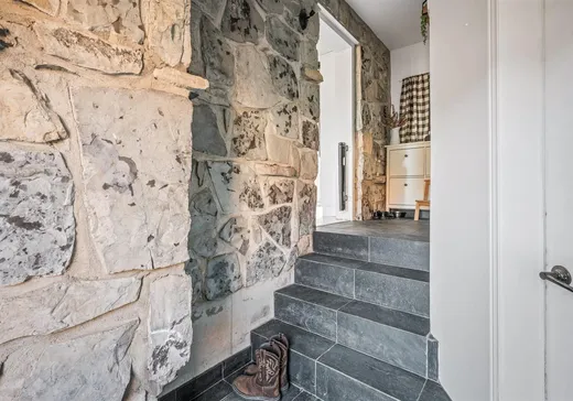 Maison à vendre - 13 Rue St-Bernard, Sainte-Anne-de-Beaupré, G0A 3C0