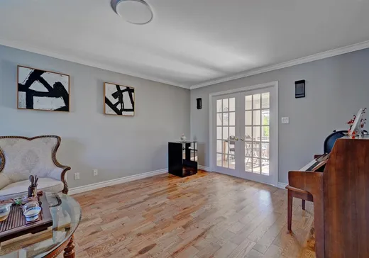 House for sale - 3195 Rue Outremont, Brossard, J4Y 2X9