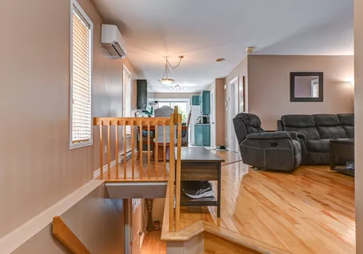 Maison à vendre - 1038 Rue Paul-Émile-Barbe, Saint-Eustache, J7R 7E2