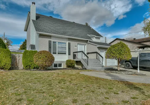 Maison à vendre - 275 Boul. Léveillé, Saint-Eustache, J7R 6H6